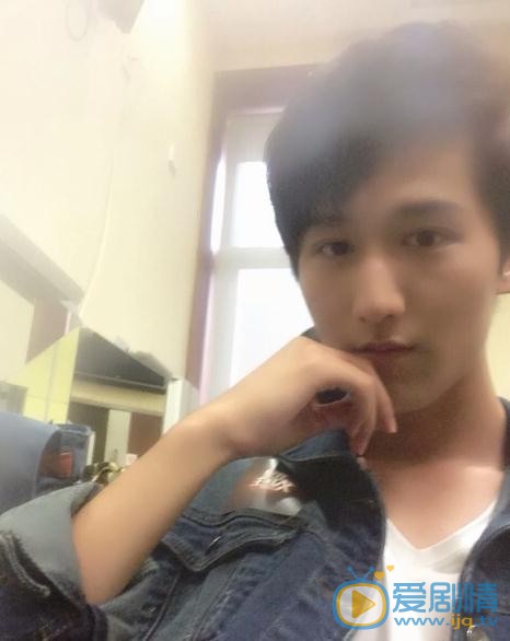 窦柏林生活照 窦柏林高清写真_窦柏林高清剧照