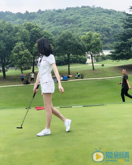 陈丽娜旅行照 陈丽娜高清写真_陈丽娜高清剧照