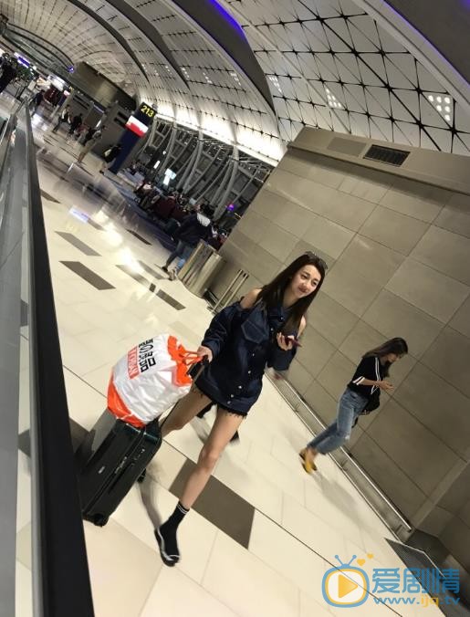 周宸佳旅行照片 周宸佳高清写真_周宸佳高清剧照