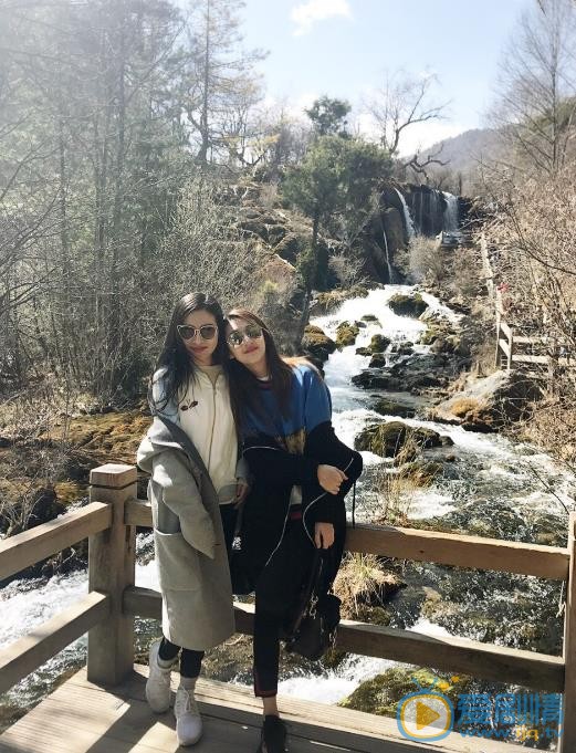 周宸佳旅行照片 周宸佳高清写真_周宸佳高清剧照