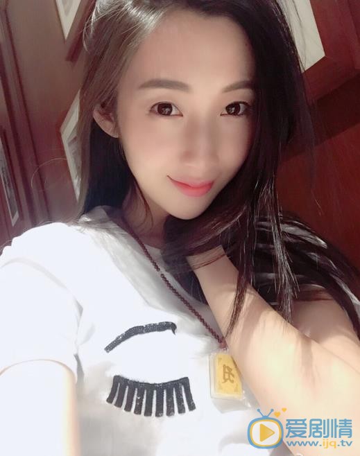 周宸佳生活照 周宸佳高清写真_周宸佳高清剧照