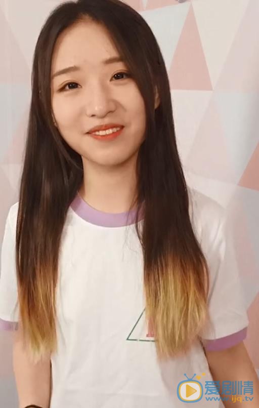 鹿小草主播照 鹿小草高清写真_鹿小草高清剧照