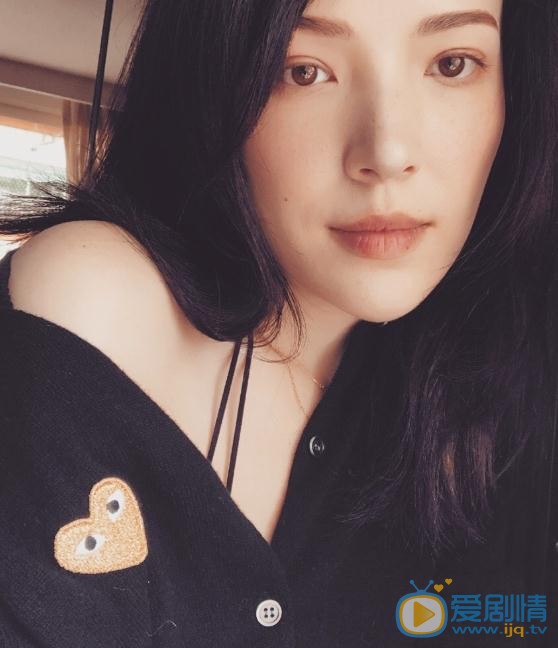 许玮甯生活照 许玮甯高清写真_许玮甯高清剧照