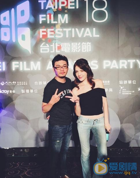 许玮甯与人合照 许玮甯高清写真_许玮甯高清剧照