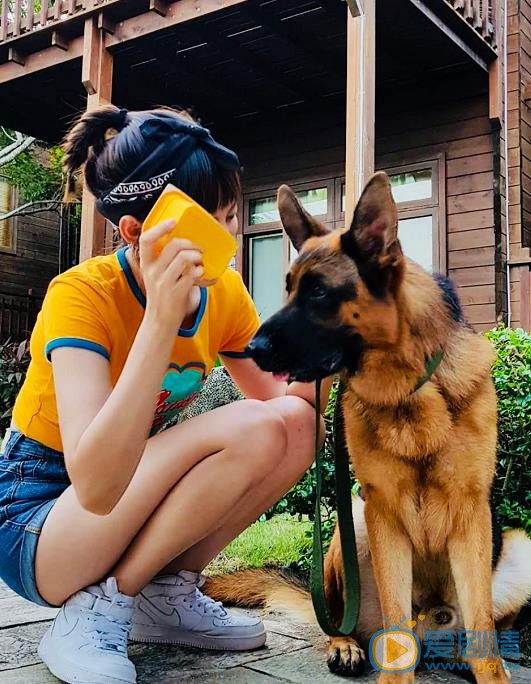 焦曼婷生活照 焦曼婷高清写真_焦曼婷高清剧照