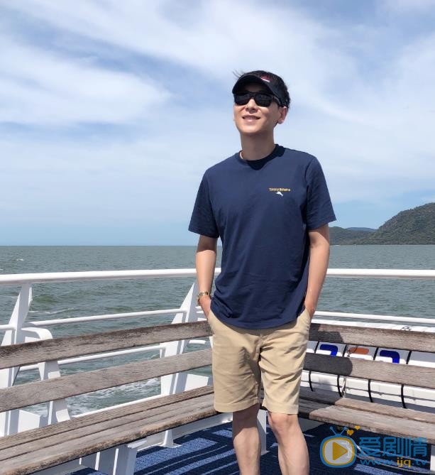 李好生活照 李好高清写真_李好高清剧照