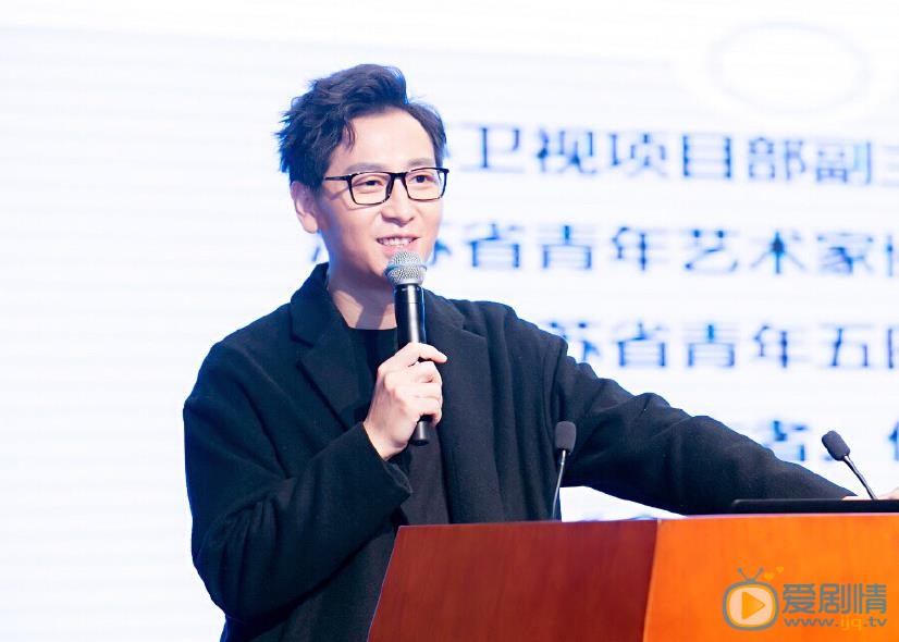 李好节目主持照 李好高清写真_李好高清剧照