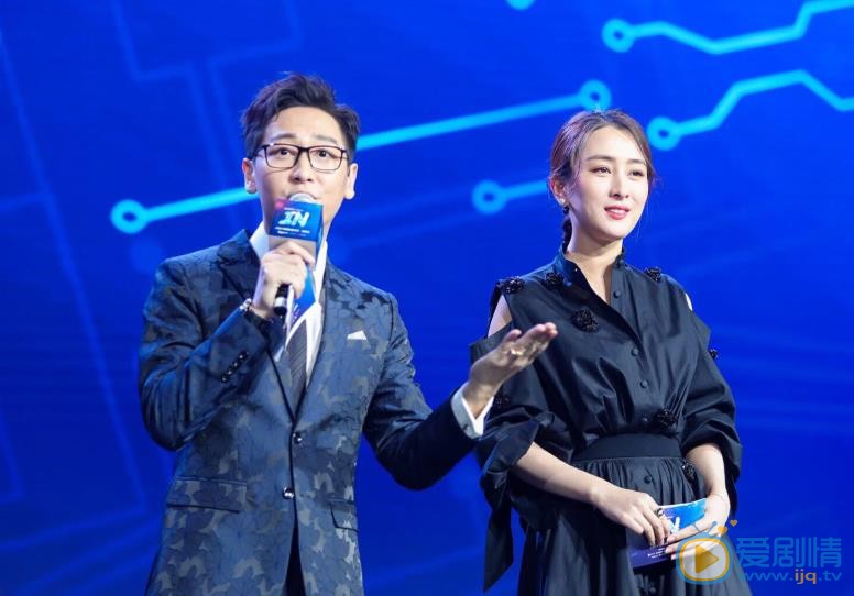 李好节目主持照 李好高清写真_李好高清剧照