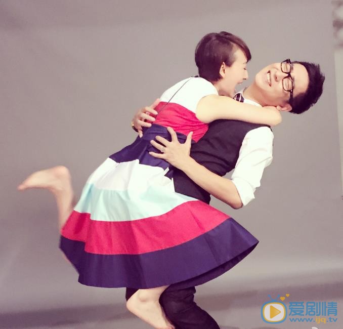 李好夫妻同框照 李好高清写真_李好高清剧照