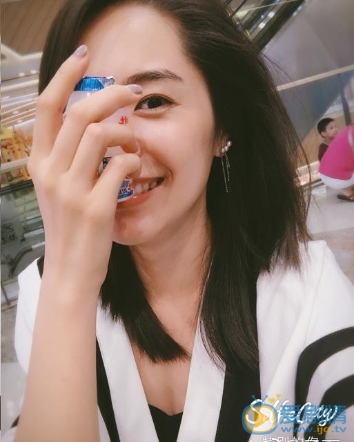 孟丽生活照 孟丽高清写真_孟丽高清剧照