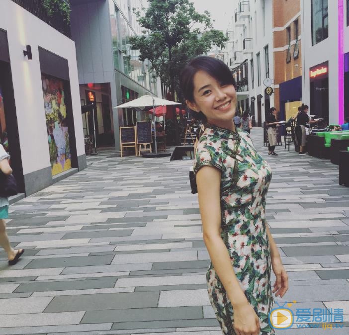 孟丽街拍写真 孟丽高清写真_孟丽高清剧照