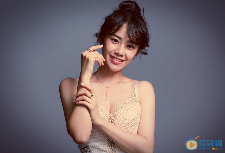 孟丽时尚写真 孟丽高清写真_孟丽高清剧照