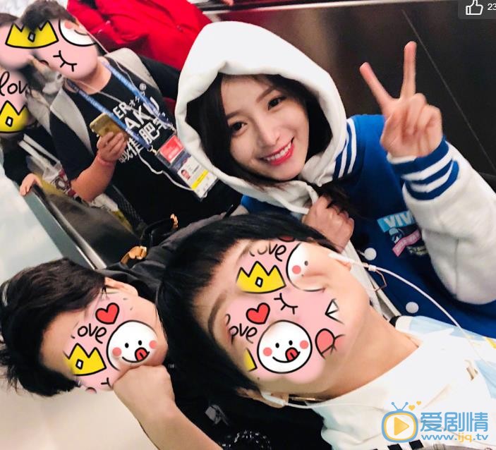 周二珂卖萌照 周二珂高清写真_周二珂高清剧照