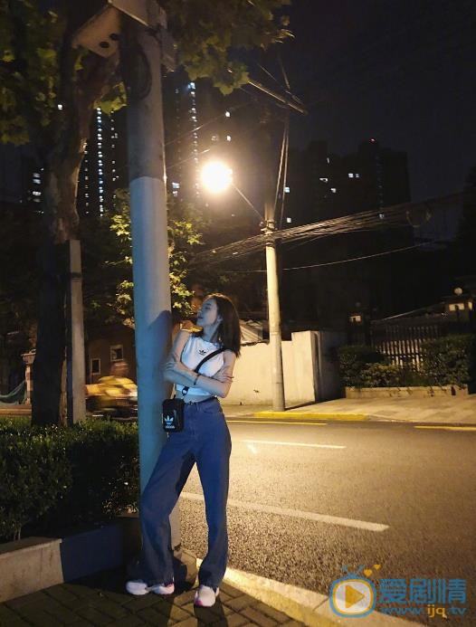 周二珂旅行大片 周二珂高清写真_周二珂高清剧照