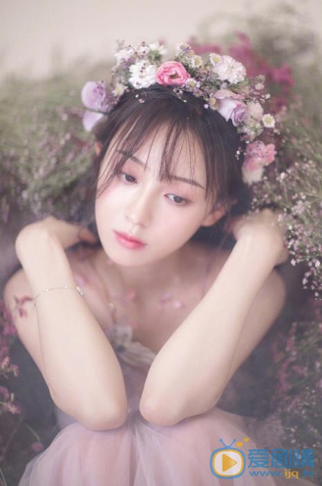 周二珂美艳写真 周二珂高清写真_周二珂高清剧照