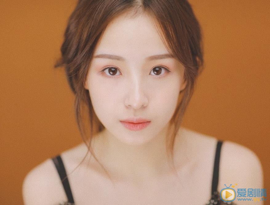 周二珂清纯写真 周二珂高清写真_周二珂高清剧照