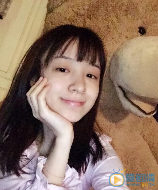 周二珂生活照 周二珂高清写真_周二珂高清剧照