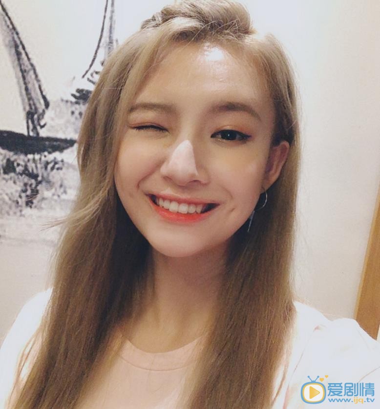 罗智仪自拍照 罗智仪高清写真_罗智仪高清剧照