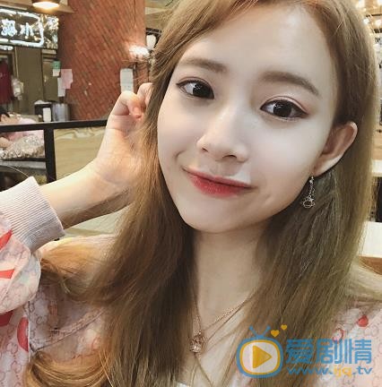 罗智仪自拍照 罗智仪高清写真_罗智仪高清剧照