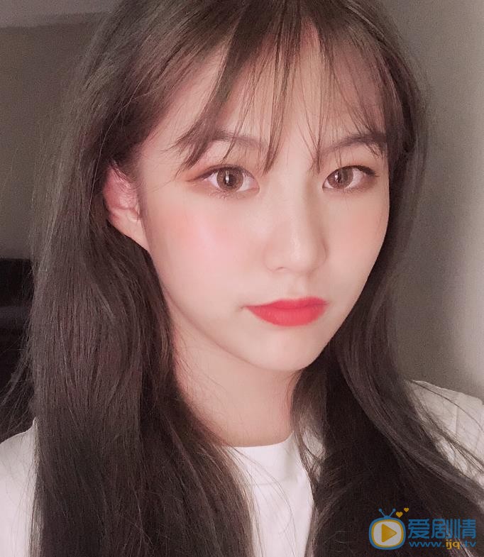 杜金雨自拍照 杜金雨高清写真_杜金雨高清剧照