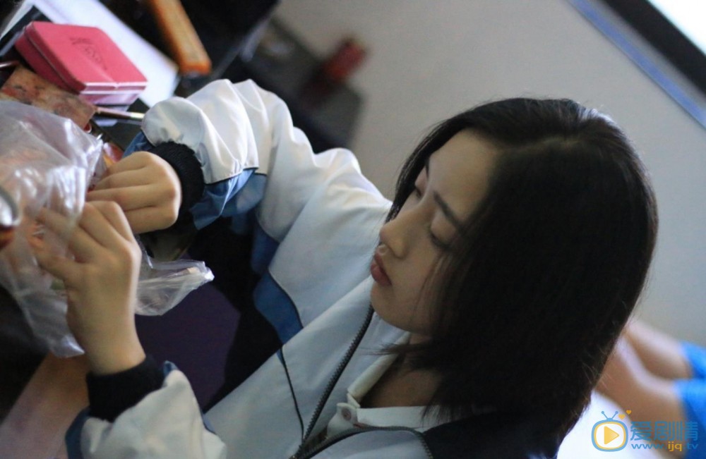 邓恩熙生活照 邓恩熙高清写真_邓恩熙高清剧照