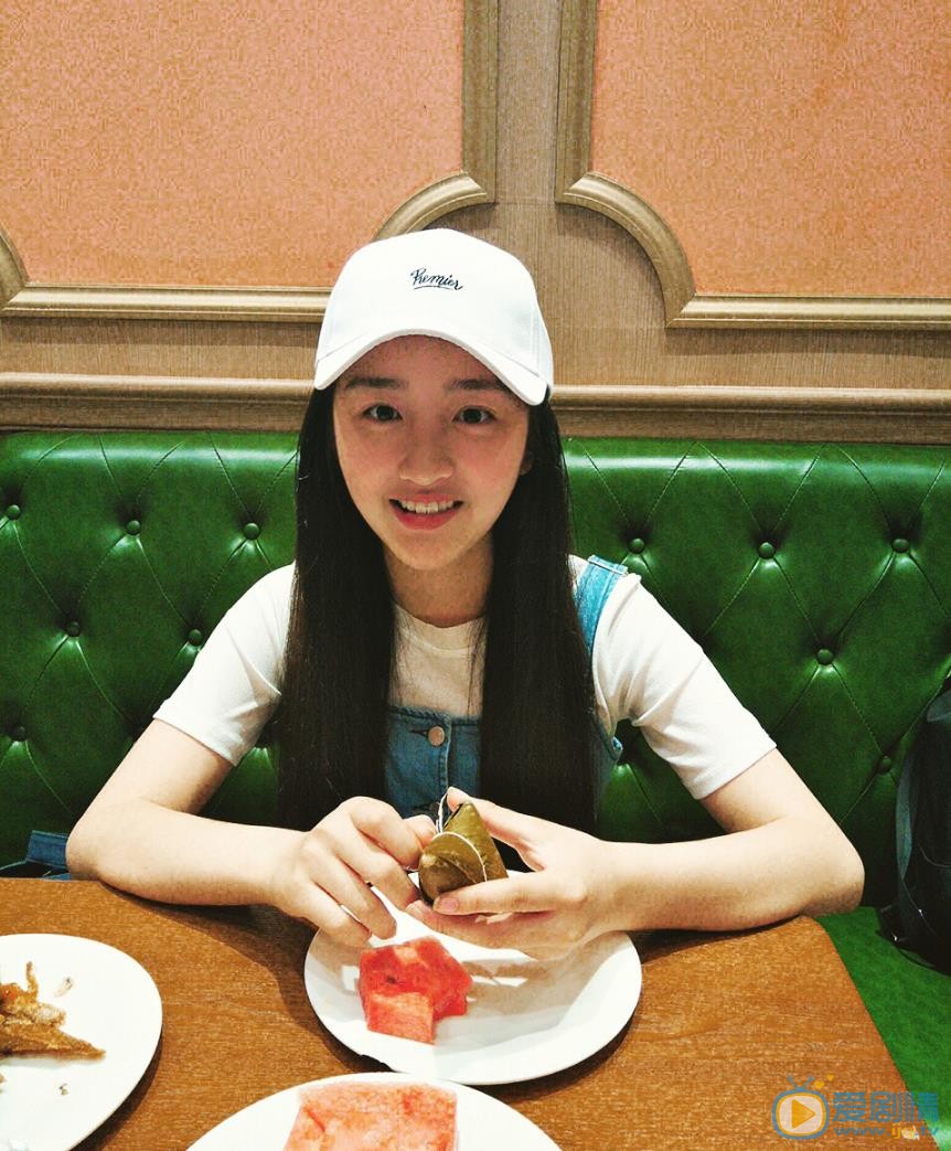 邓恩熙生活照 邓恩熙高清写真_邓恩熙高清剧照