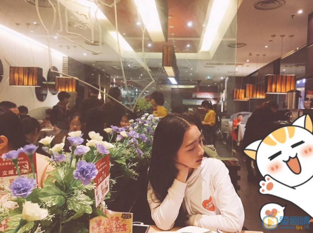 邓恩熙生活照 邓恩熙高清写真_邓恩熙高清剧照