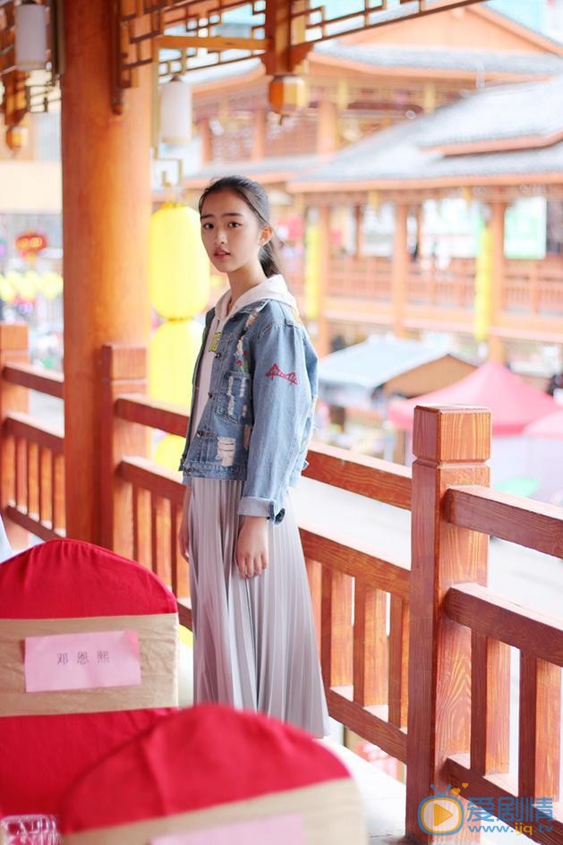 邓恩熙生活照 邓恩熙高清写真_邓恩熙高清剧照