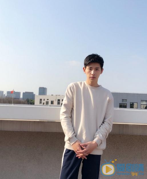 辛云来生活照 辛云来高清写真_辛云来高清剧照