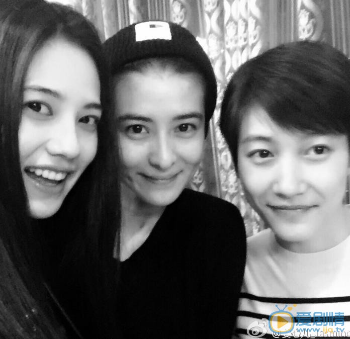 姜珮瑶朋友合照 姜珮瑶高清写真_姜珮瑶高清剧照