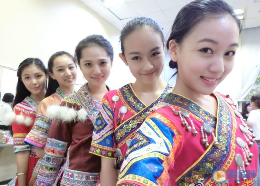 姜珮瑶朋友合照 姜珮瑶高清写真_姜珮瑶高清剧照