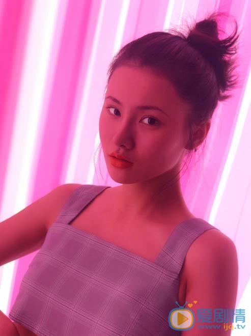 游千惠粉色写真 游千惠高清写真_游千惠高清剧照