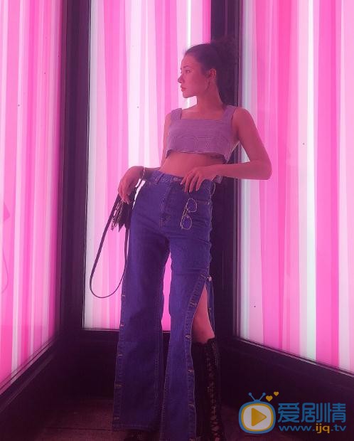游千惠粉色写真 游千惠高清写真_游千惠高清剧照