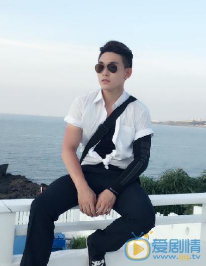 孙书博片场照 孙书博高清写真_孙书博高清剧照