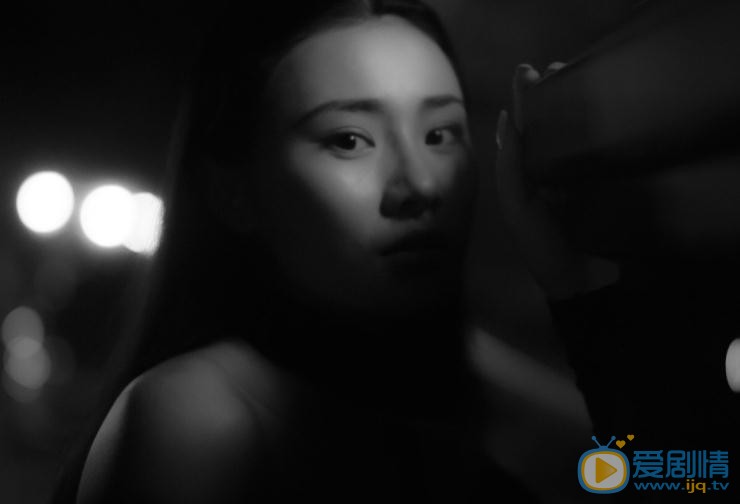 游千惠黑色写真 游千惠高清写真_游千惠高清剧照