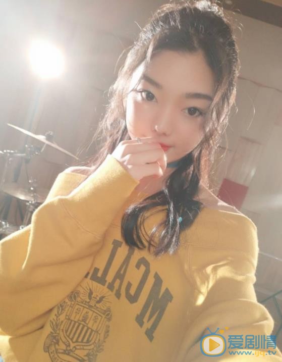 李紫婷生活照 李紫婷高清写真_李紫婷高清剧照