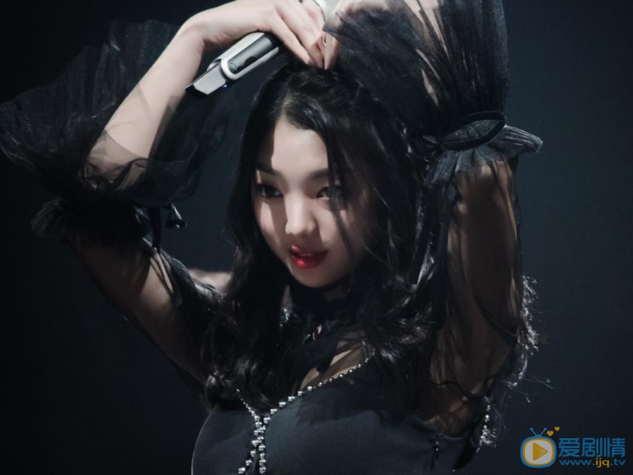 李紫婷舞台照 李紫婷高清写真_李紫婷高清剧照
