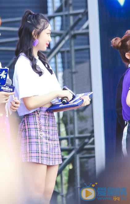 李紫婷舞台照 李紫婷高清写真_李紫婷高清剧照