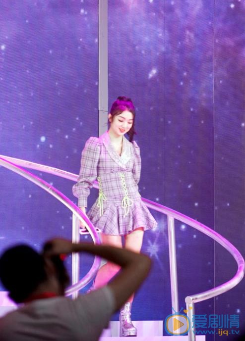 李紫婷舞台照 李紫婷高清写真_李紫婷高清剧照