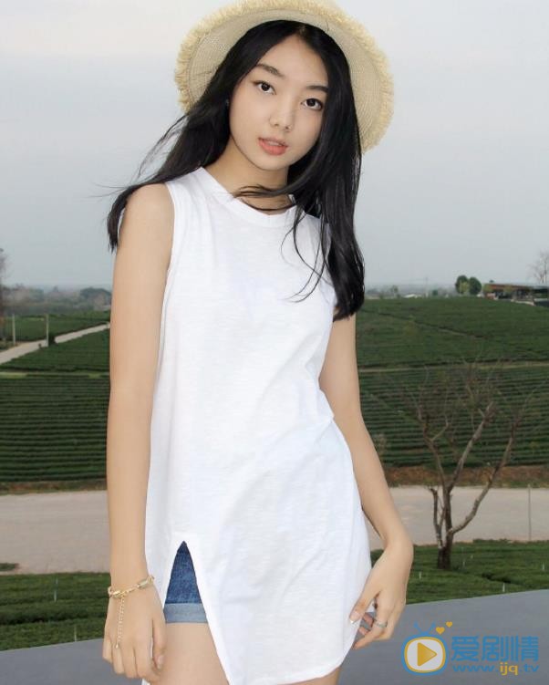李紫婷写真照 李紫婷高清写真_李紫婷高清剧照