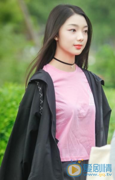 李紫婷街拍照 李紫婷高清写真_李紫婷高清剧照