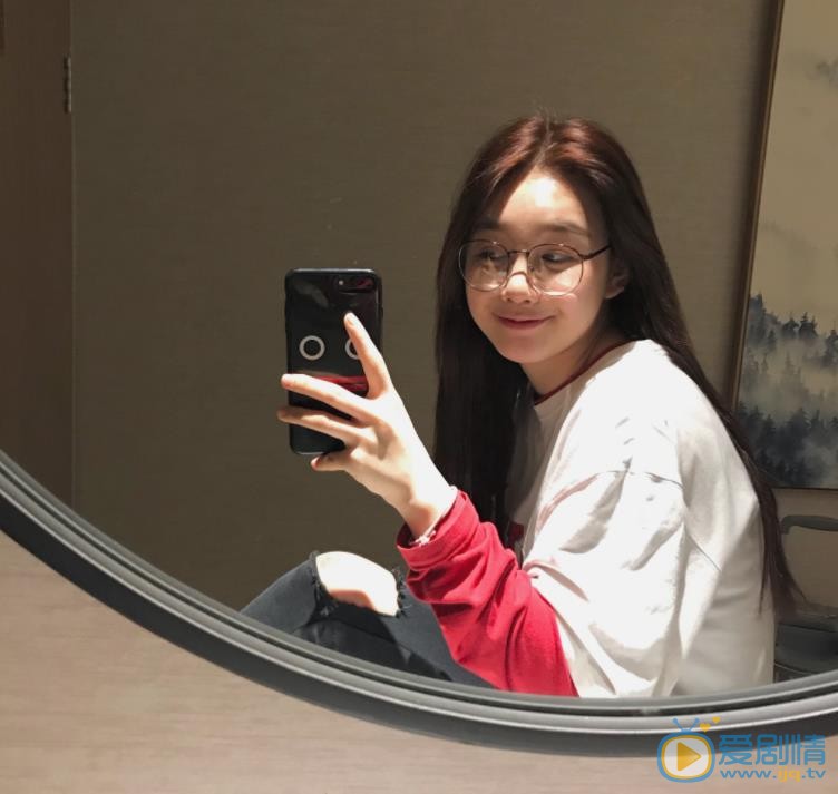 徐梦洁自拍照 徐梦洁高清写真_徐梦洁高清剧照