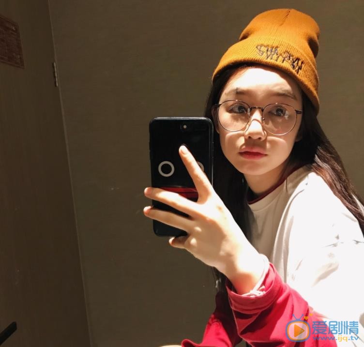 徐梦洁自拍照 徐梦洁高清写真_徐梦洁高清剧照