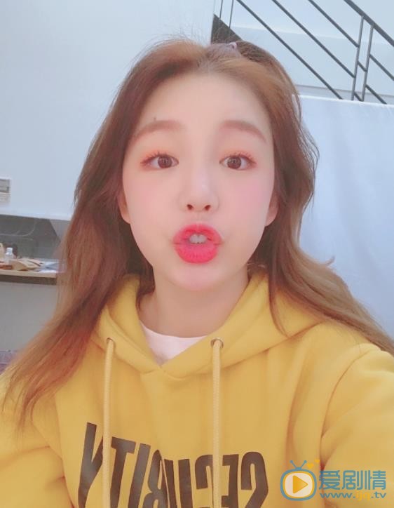 徐梦洁自拍照 徐梦洁高清写真_徐梦洁高清剧照