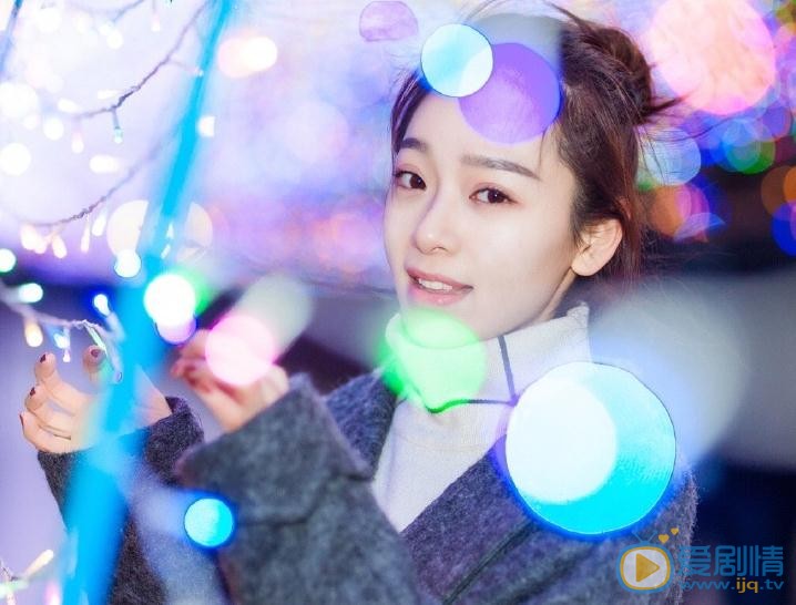 依莎写真 依莎高清写真_依莎高清剧照