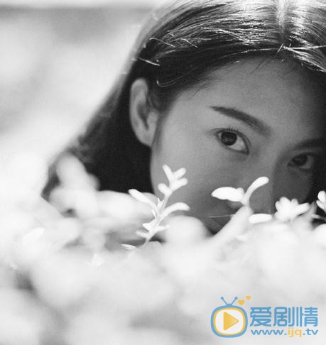 郭佳伊时尚写真 郭佳伊高清写真_郭佳伊高清剧照