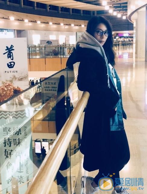 郭佳伊生活照 郭佳伊高清写真_郭佳伊高清剧照
