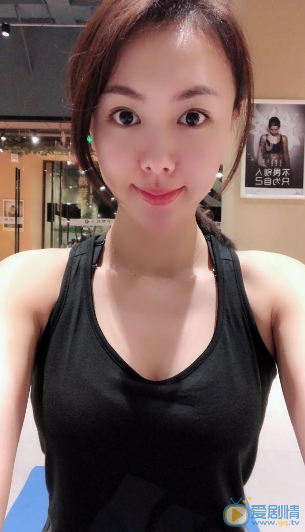 刘梦娜自拍照 刘梦娜高清写真_刘梦娜高清剧照
