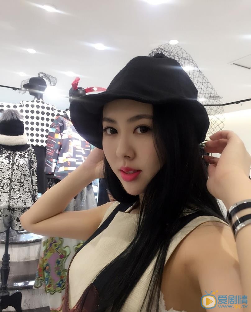 刘梦娜自拍照 刘梦娜高清写真_刘梦娜高清剧照