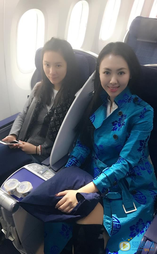 刘梦娜与人合照 刘梦娜高清写真_刘梦娜高清剧照